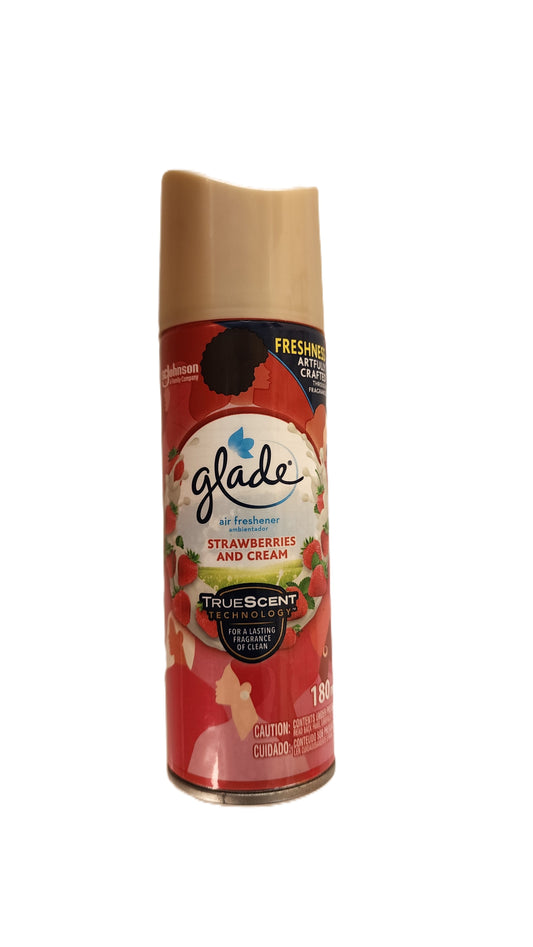 Glade Strawberries & Cream Air Freshener 180ml